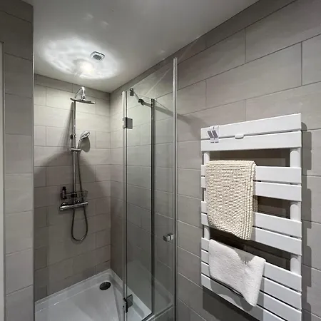 Holiday home Ty Karret - Jacuzzi
