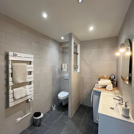 Ty Karret - Jacuzzi Holiday home *